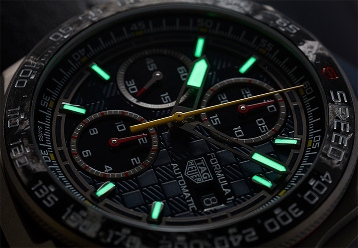 泰格豪雅TAG HEUER Formula 1 x甲骨文紅牛車隊特別版計時腕錶