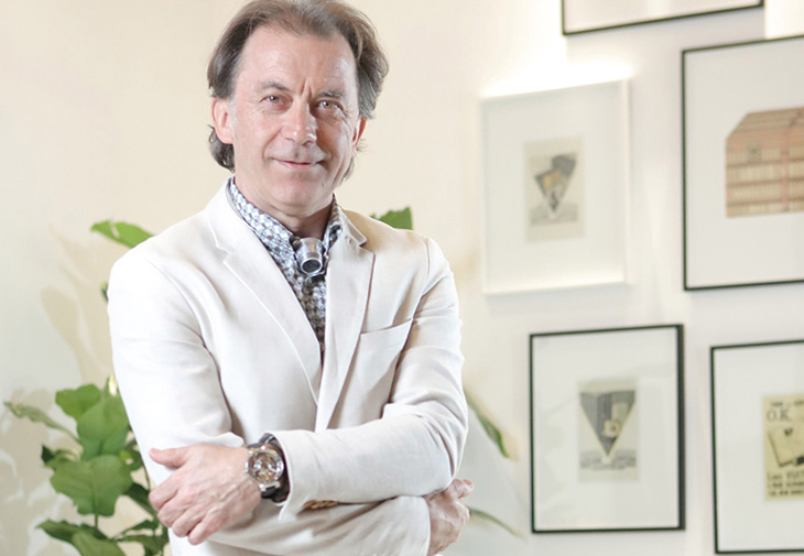 LOUIS VUITTON藝術腕錶總監Michel Navas