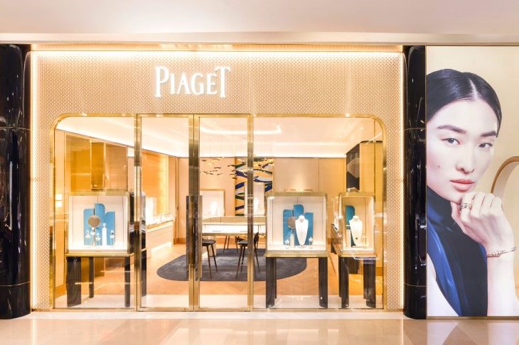 台中大遠百伯爵精品店新開幕 金馬影帝吳慷仁親臨現場見證光輝時刻