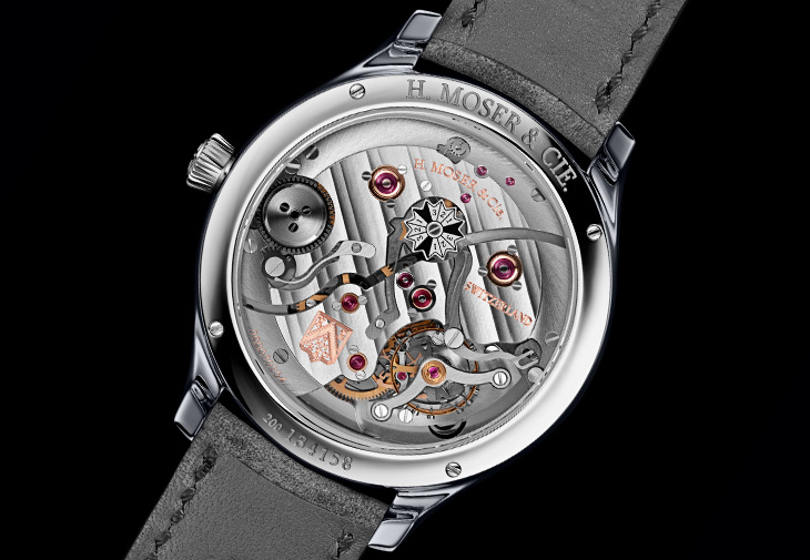 H. MOSER & CIE.亨利慕時勇創者萬年曆鉭金屬藍色琺瑯腕錶