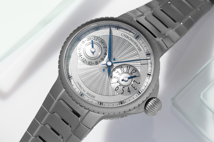 機刻雕花面盤結合雙時區／CHRONOSWISS Pulse GMT Silver Guilloché兩地時間腕錶