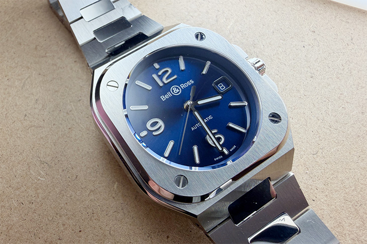 BELL & ROSS BR-05 Blue Steel實戴體驗心得