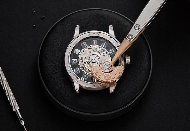 LOUIS VUITTON路易威登Tambour Taiko Spin Time系列腕錶