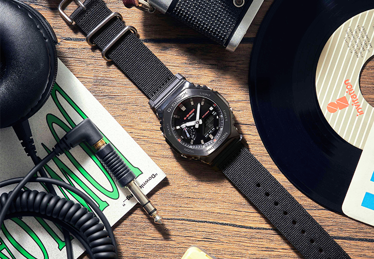 G-SHOCK Utility Metal Covered系列GM-2100CB-1A