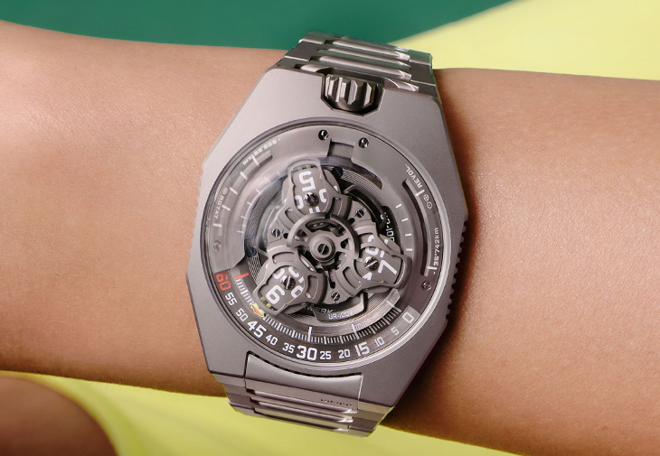 URWERK UR-100 V Magic T