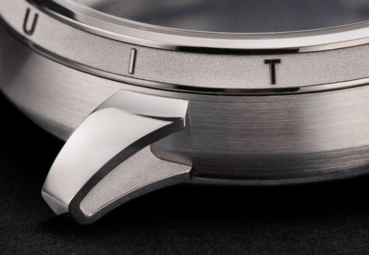 LOUIS VUITTON路易威登Tambour Taiko Spin Time系列腕錶