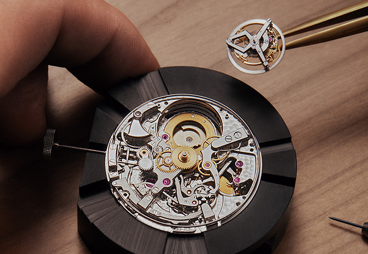 路易威登LOUIS VUITTON LVRR-01 Chronographe à Sonnerie