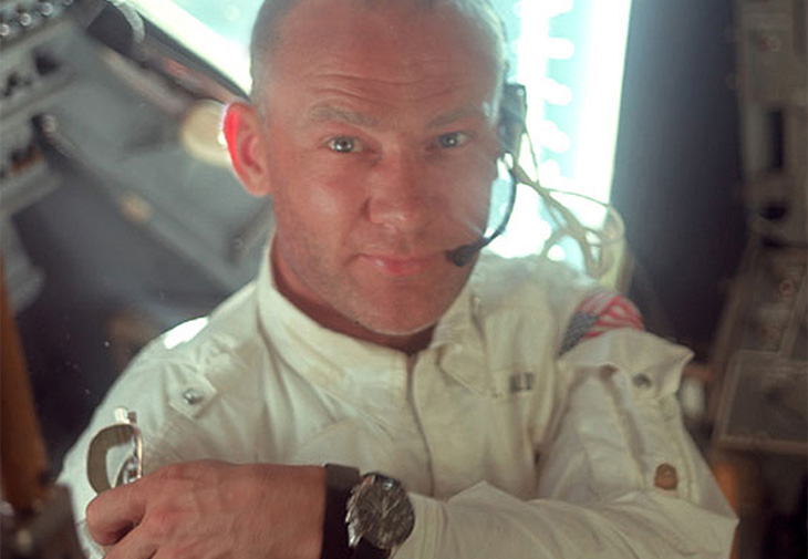登上月球的第二位太空人巴茲‧艾德林(Buzz Aldrin)戴OMEGA歐米茄超霸系列登月錶