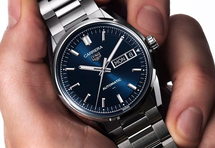 泰格豪雅TAG Heuer Carrera Day-Date 星期日期腕錶藍面鍊帶款