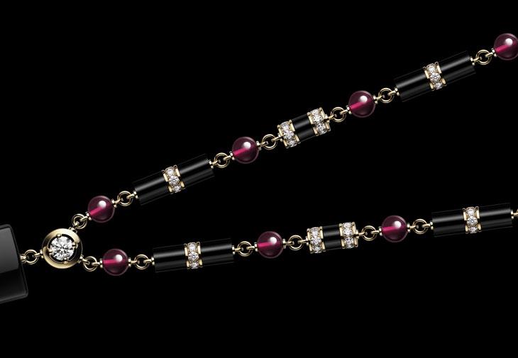 CHANEL香奈兒《BLUSH》
