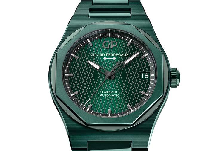 GIRARD-PERREGAUX芝柏Laureato 42 Green Ceramic Aston Martin Edition