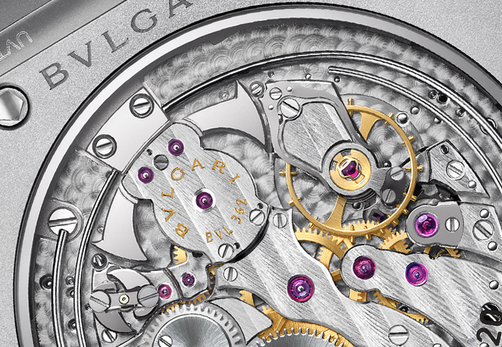 BULGARI寶格麗Octo Finissimo Minute Repeater超薄噴砂鈦金屬三問腕錶