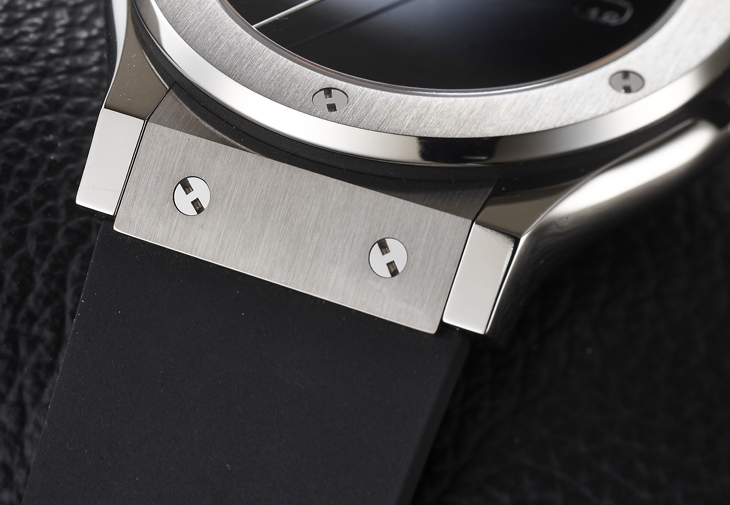 宇舶HUBLOT Classic Fusion Original Titanium 42mm