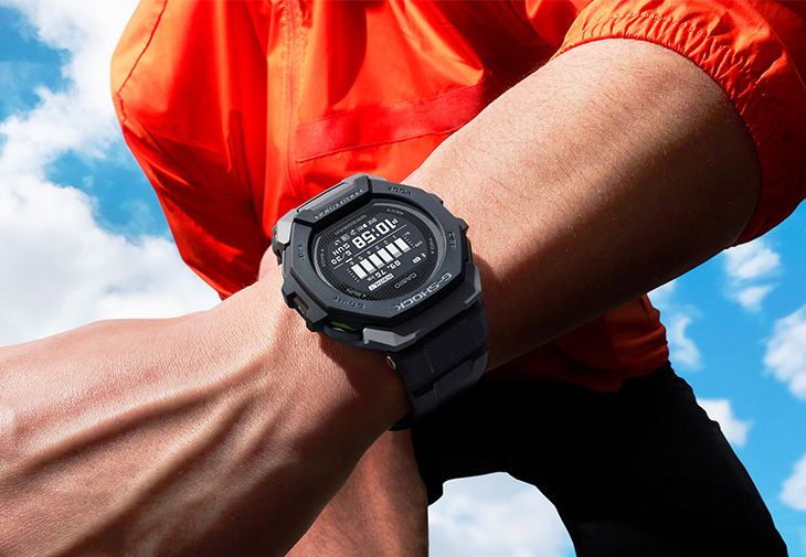 CASIO G-SHOCK G-SQUAD運動系列