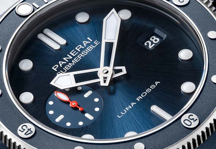 PANERAI沛納海Submersible QuarantaQuattro Luna Rossa Ti-Ceramitech™