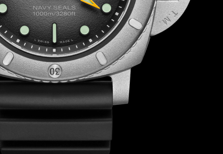 PANERAI沛納海 Submersible Navy SEALs Afniotech™ 鉿金屬體驗版腕錶 PAM01089