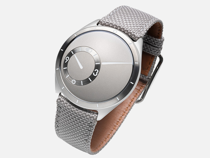 RESSENCE Type 9腕錶