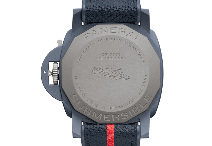 沛納海 Submersible QuarantaQuattro Luna Rossa Ti-Ceramitech™  PAM01466  PAM01543 PANERAI