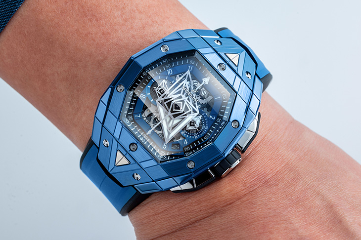 新世代的風格設計 HUBLOT Sang Bleu刺青計時碼錶