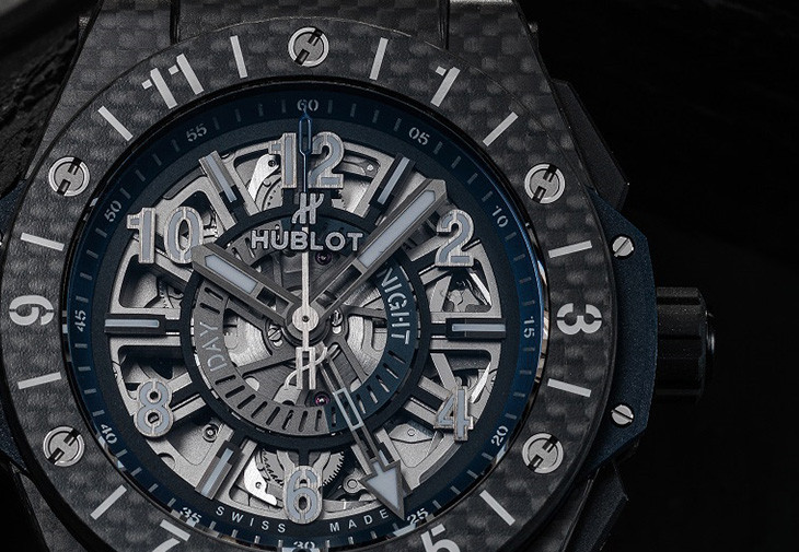 宇舶錶HUBLOT Big Bang Unico GMT兩地時區腕錶碳纖維款