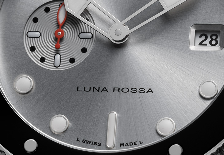 PANERAI沛納海Submersible QuarantaQuattro Luna Rossa腕錶