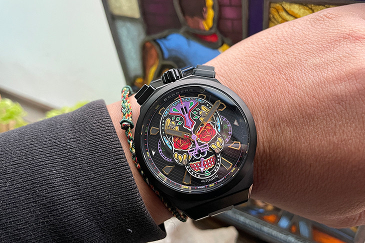 BOMBERG  Bolt-68 Neo Calavera 黑色卡拉維拉計時碼錶  小心被它割傷