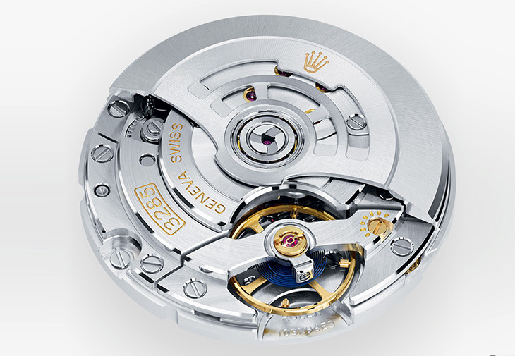 勞力士3285自動上鍊機芯，Oyster Perpetual GMT-Master II 126720 VTNR使用