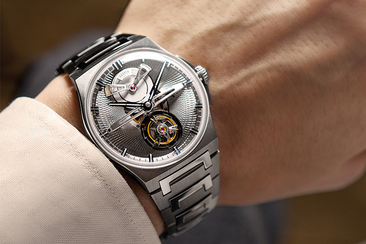全新Calibre 9自製機芯  CZAPEK & CIE Antarctique Tourbillon陀飛輪腕錶