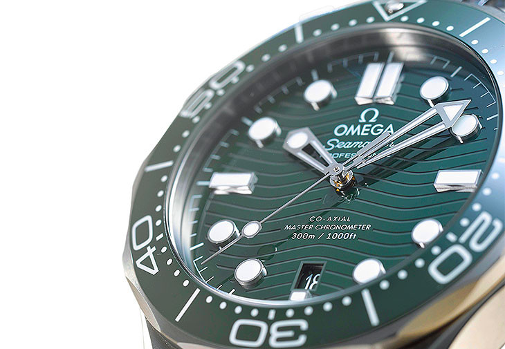 歐米茄Seamaster Diver 300M Co-Axial Master Chronometer