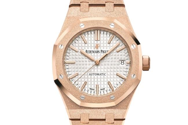 霜金是什麼金？ 愛彼AUDEMARS PIGUET Royal Oak Frosted Gold