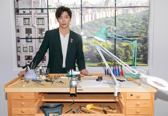 金材昱親身體驗Tiffany & Co. 工匠的工作場景