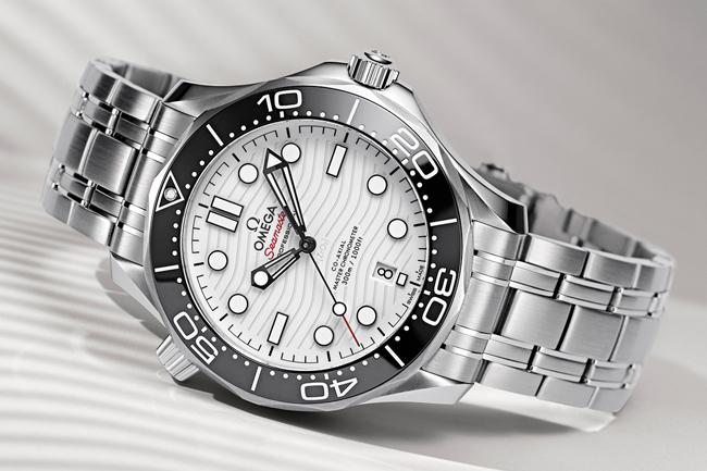 Seamaster再一波 歐米茄海馬潛水300米腕錶
