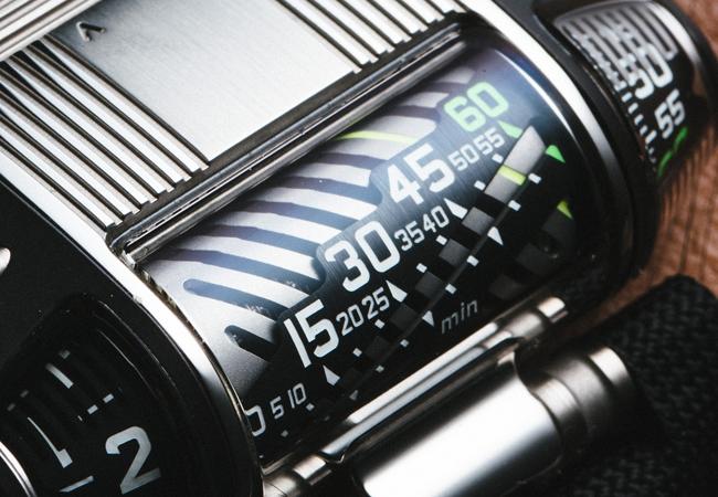 URWERK UR-111C TT