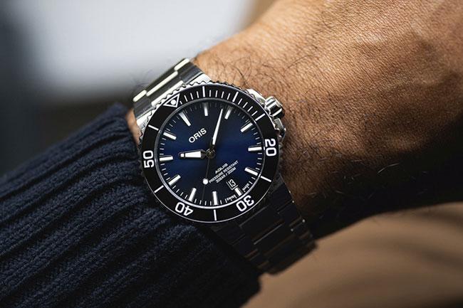 ORIS Aquis日期錶鍊帶款