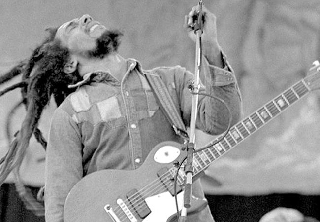 格林漢向勞勃·內斯塔·「巴布」·馬利（Bob Marley）致敬