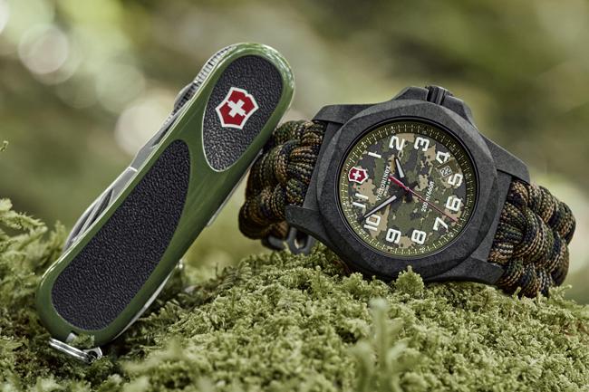 瑞士維氏VICTORINOX I.N.O.X. Carbon LE迷彩系列限量腕錶套組