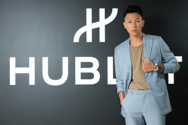 瘦子戴宇舶錶Big Bang Sang Bleu II刺青腕錶帥氣亮相