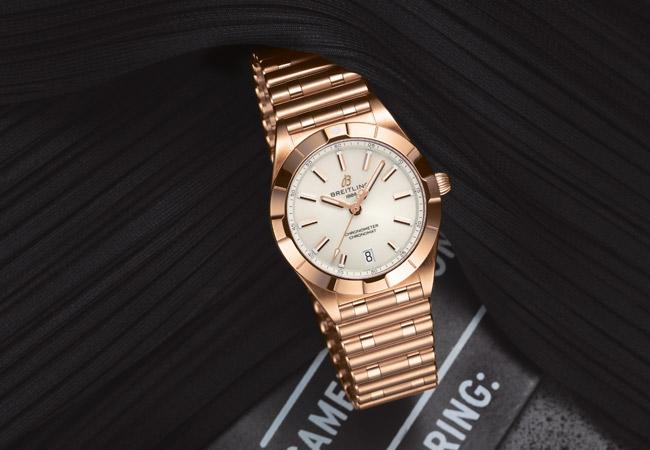 百年靈BREITLING CHRONOMAT 32石英腕錶