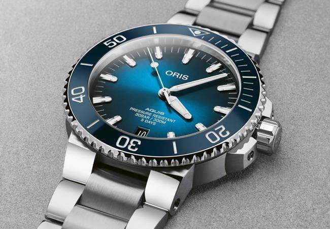 豪利時ORIS Aquis Calibre 400日期腕錶