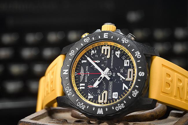 BREITLING  Endurance Pro 生活就該多采多姿
