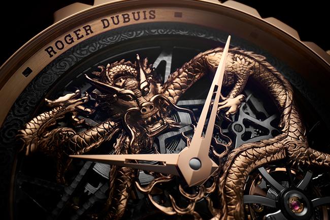 羅杰杜彼ROGER DUBUIS Excalibur系列，飛龍鏤空飛行陀飛輪腕錶，型號： DBEX0901