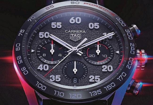 TAG Heuer泰格豪雅Carrera保時捷自動計時腕錶-皮錶帶款，型號：CBN2A1F.FC6492