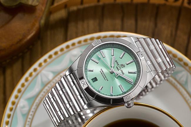 百年靈Chronomat 36 獻給當代傑出女性
