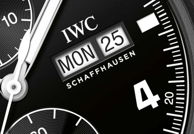 IWC萬國錶飛行員腕錶BLACK FLIEGER致敬3705特別版，型號：IW387905