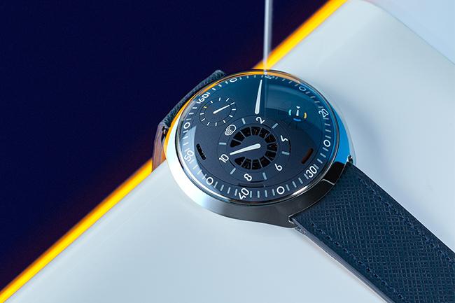 RESSENCE Type 2N 「Night Blue」腕錶腕錶  結合手機校時