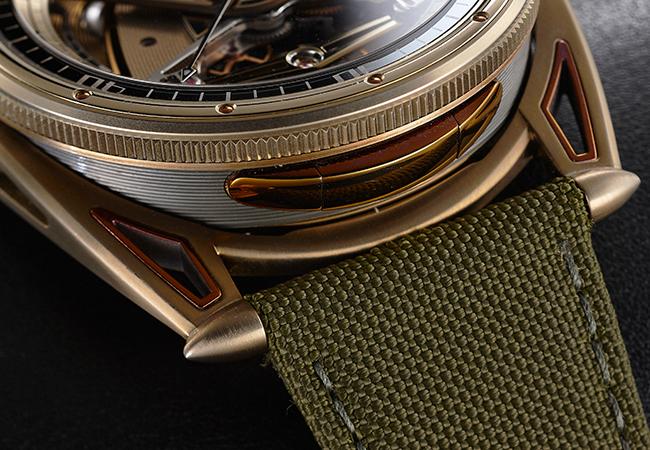 DE BETHUNE DB 28 GS 《Yellow Submarine》