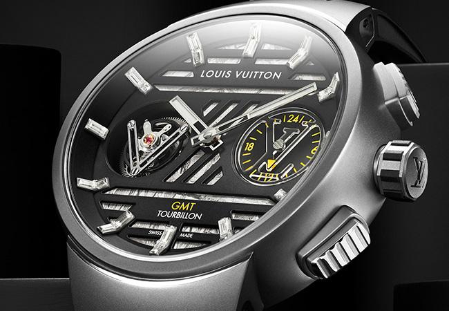 路易威登Tambour Curve GMT飛行陀飛輪腕錶