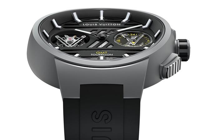 路易威登Tambour Curve GMT飛行陀飛輪腕錶
