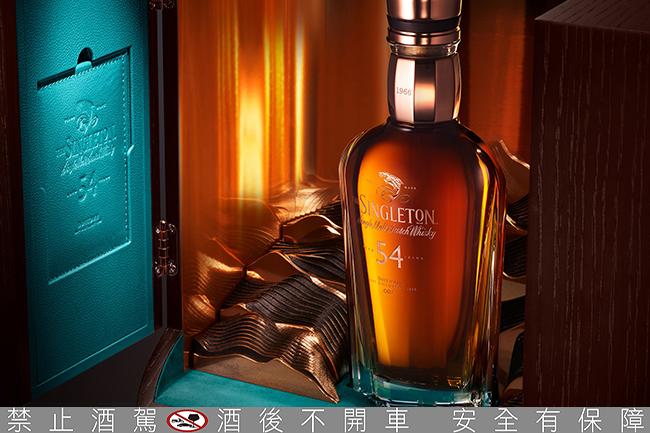 帝亞吉歐稀世珍品《時光顛峰系列》收官之作：蘇格登54年單一麥芽威士忌原酒