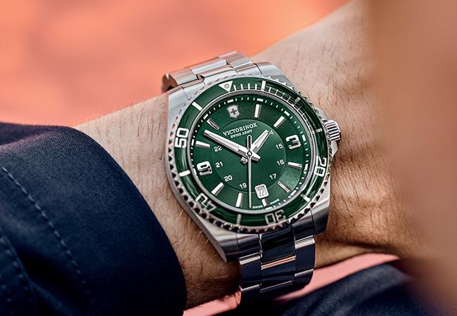 瑞士維氏Victorinox Maverick系列潛水腕錶